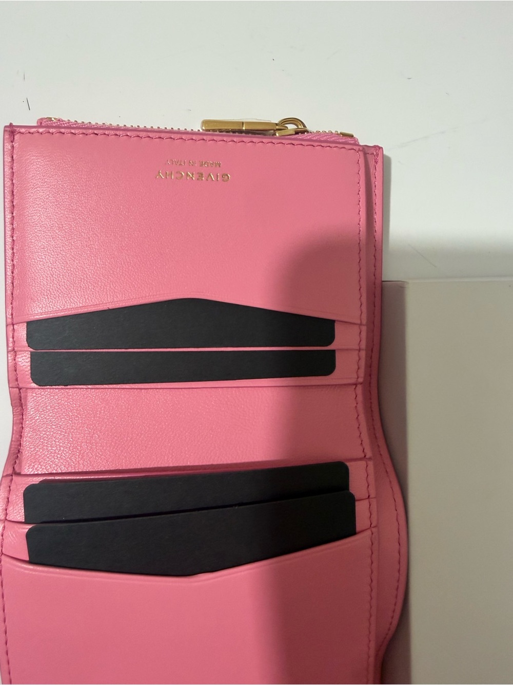 Women's 4g Trifold Wallet  Leather In Pink